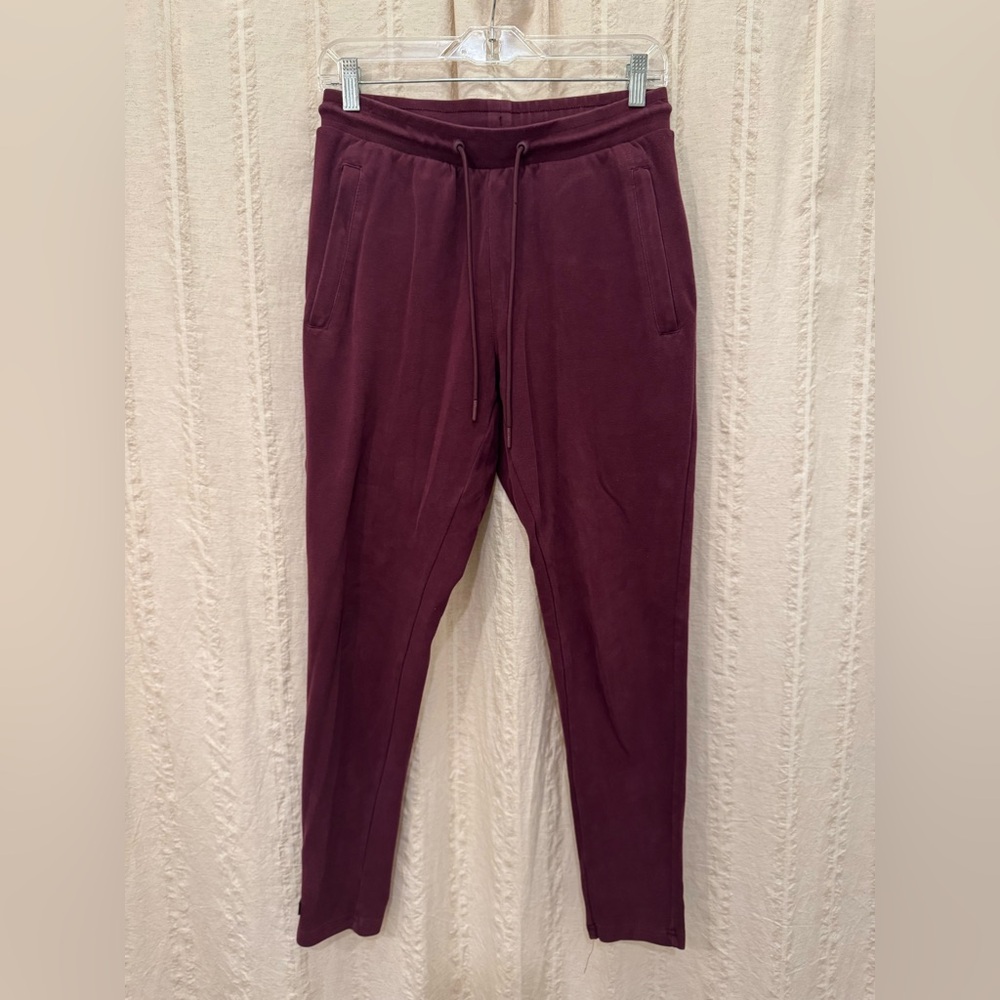 Alphalete Joggers - Maroon